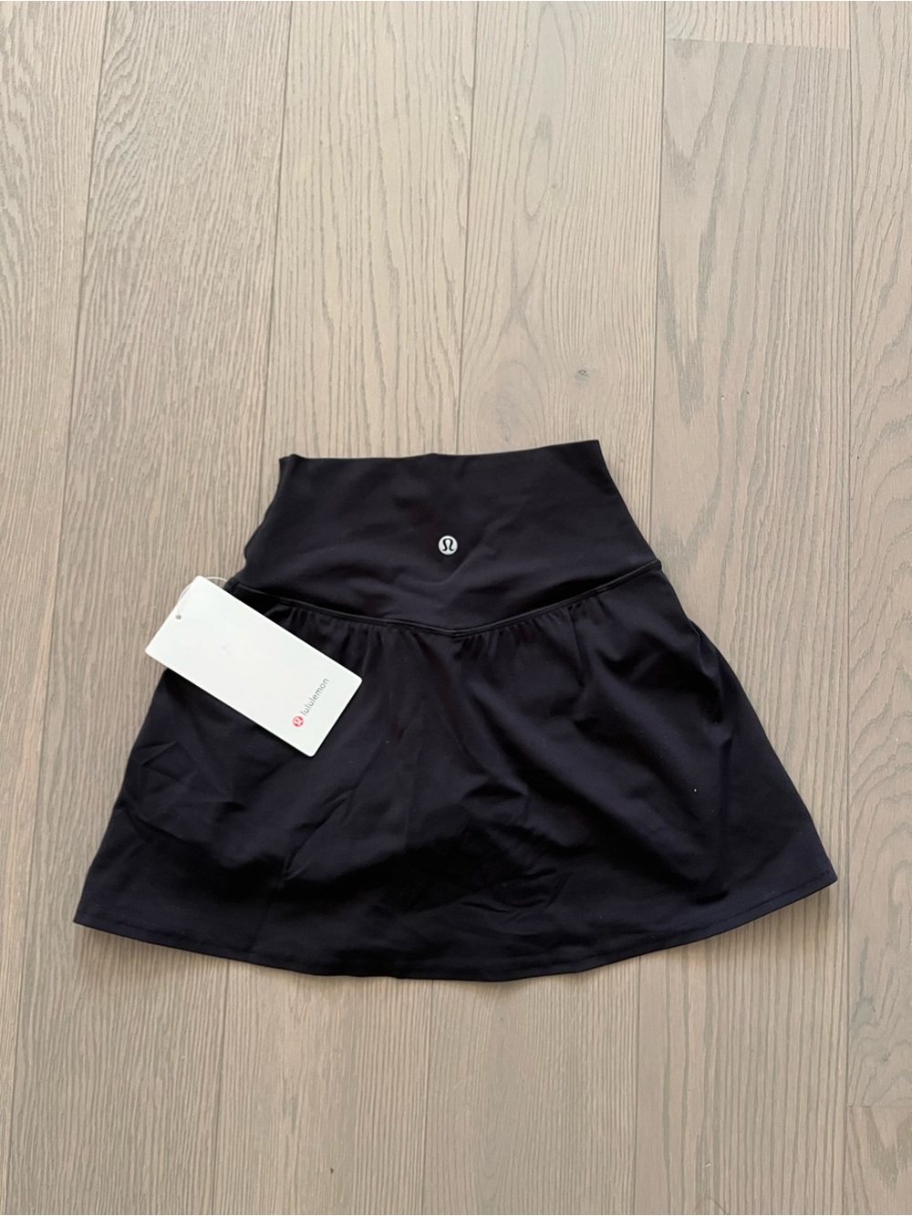 Brand new lulu align skirt Size 2